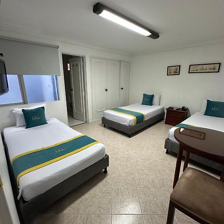 Hotel Lukas Меделин Екстериор снимка
